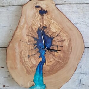 resin wall clock