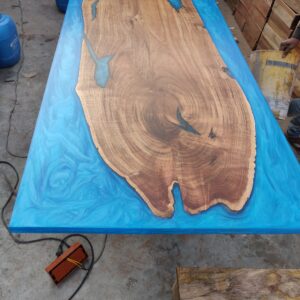 resin table